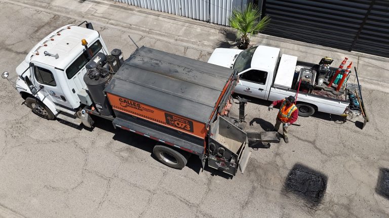 Programa «Calles Seguras, Familias Seguras» avanza con bacheo en colonia Villa Verde
