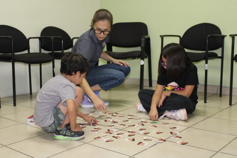 Destacan valor del  juego terapéutico en salud mental infantil