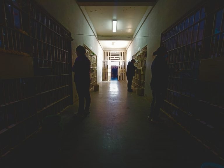 Detienen a custodio de El Hongo y atacan a unidad que lo trasladaba a la fiscalía
