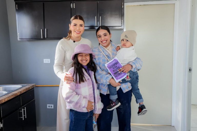 Consolida gobernadora Marina del Pilar apoyos históricos para madres autónomas en Baja California
