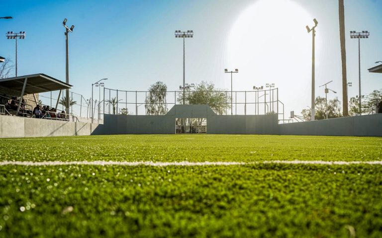 Más espacios para el deporte: alcaldesa Bustamante entrega rehabilitación de Unidad Deportiva CREA