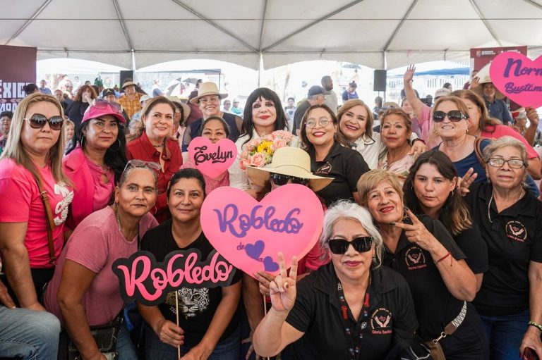 Lleva Norma Bustamante apoyos y servicios gratuitos a la colonia Robledo