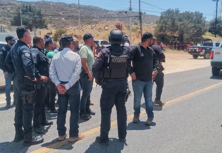 Abaten en Tecate a sujeto que robó camioneta a policía en Mexicali