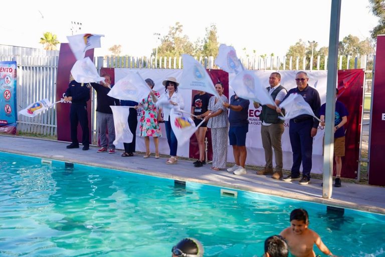 Inaugura alcaldesa Bustamante temporada de albercas públicas