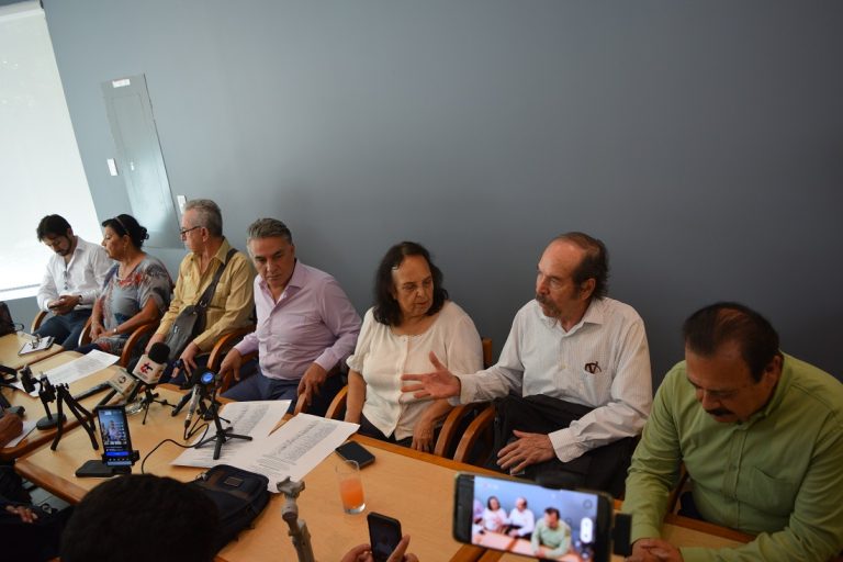Integrantes de izquierda progresista de Mexicali emiten manifiesto a Ruiz Uribe en Mexicali