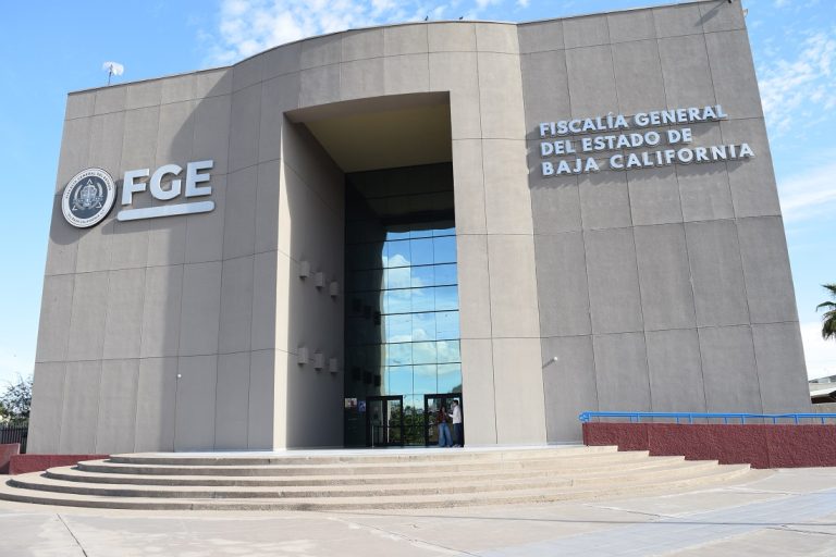 En ataque armado fallece hombre y lesionan a regidora de Tecate