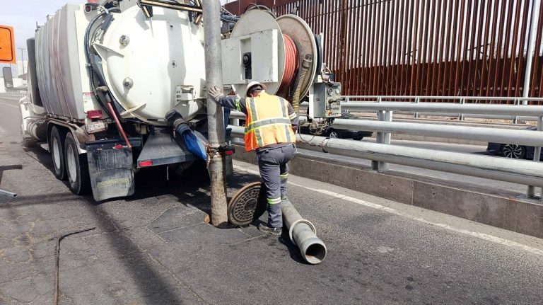 Refuerza CESPM mantenimiento preventivo de redes sanitarias en Mexicali y su valle
