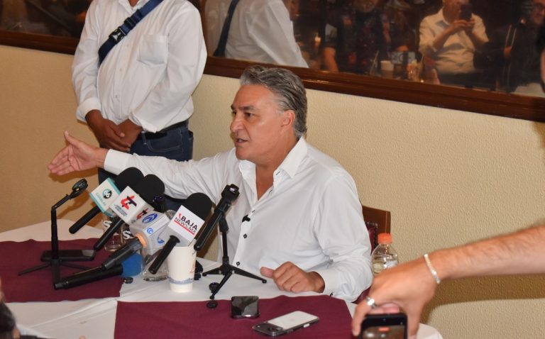 Aunque tengo una buena opinión de Ruffo «No meto las manos por él»: Ruíz Uribe