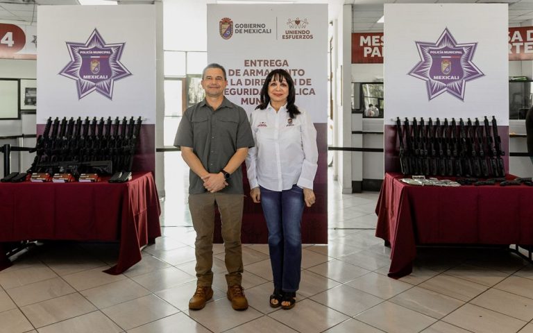 Fortalece alcaldesa Bustamante equipamiento de policía municipal