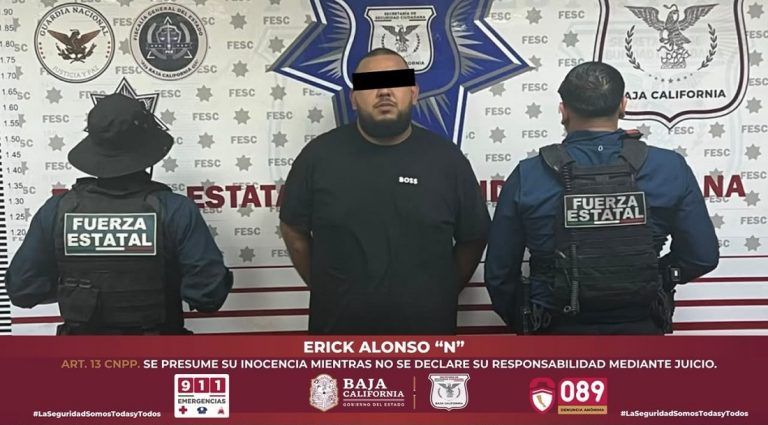 Detienen a presunto «pollero»; trasladaba a 4 chinos y 4 mexicanos con intención de cruzarlos a EU