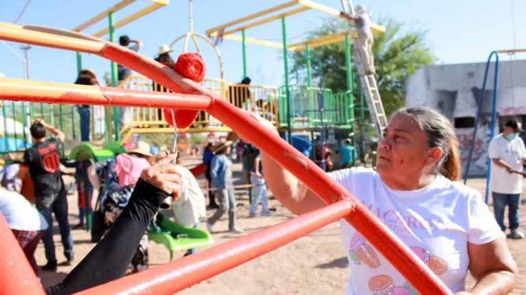 Gobierno de Mexicali y vecinos realizan jornada de rehabilitación en pilares Misión San Ángel