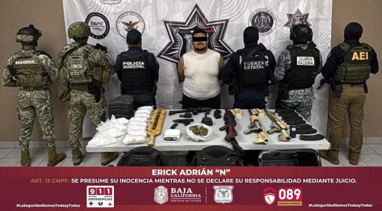 Detienen a «el Pepón» en Ensenada; aseguran armas, droga y equipo táctico