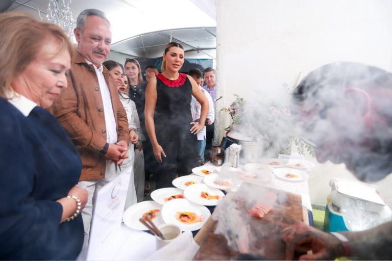 Reconoce gobierno de BC trabajo de familias pesqueras y valor de productos del mar