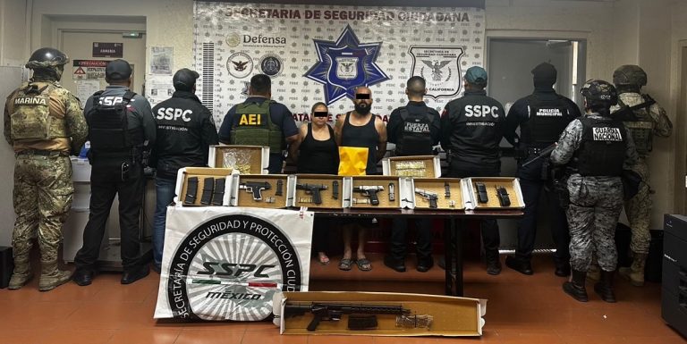 Aseguran al «Sargento Phoenix» con equipo bélico y drogas