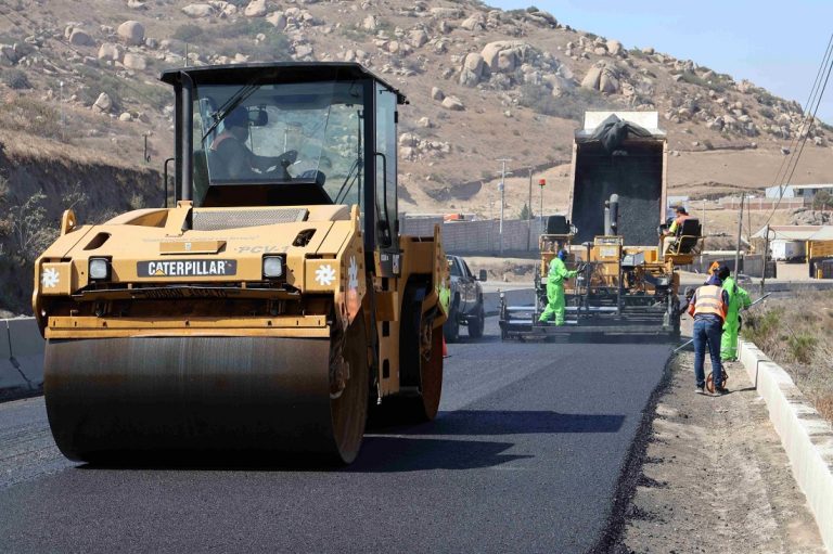 Rehabilitan carreteras de Baja California con inversión superior a 134 mdp