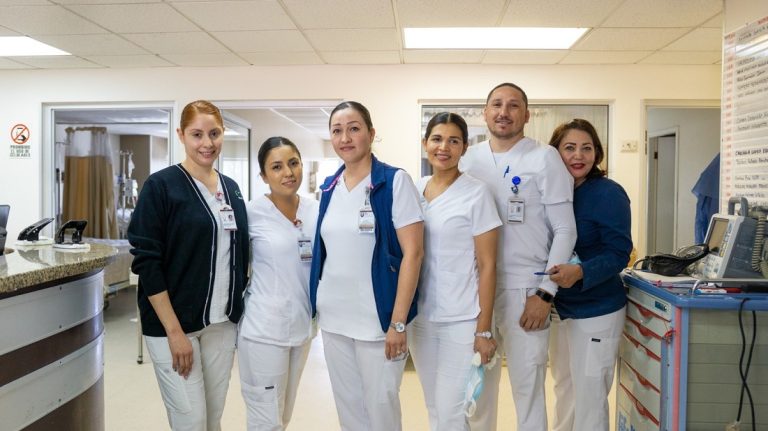 Invitan a profesionales de la salud a integrarse a consultorios de atención primaria