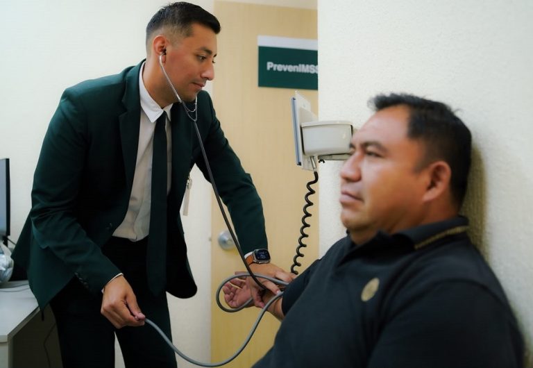 Invita IMSS BC a cuidar corazón y prevenir enfermedades cardiovasculares