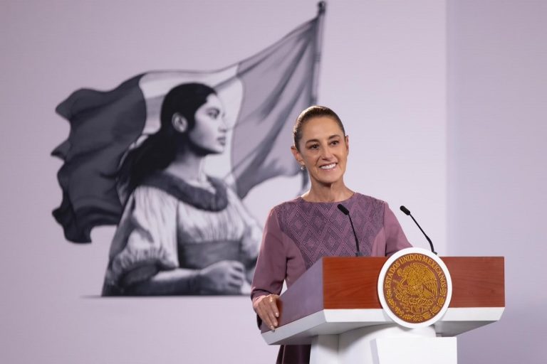 No hay sanción a memes ni a la sátira política, sino al delito de fraude utilizando un logotipo de gobierno: presidenta Sheinbaum