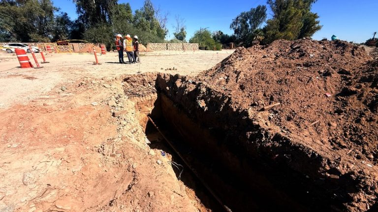 Construye CESPM red de agua potable en colonia Ahumadita