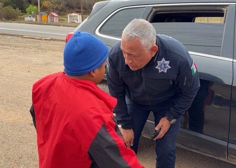 Localizan con vida a menor de 10 años reportado como desaparecido tras las lluvias en Ensenada